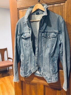 Vintage HARLEY-DAVIDSON Distressed Denim Embroidered Logo Jacket